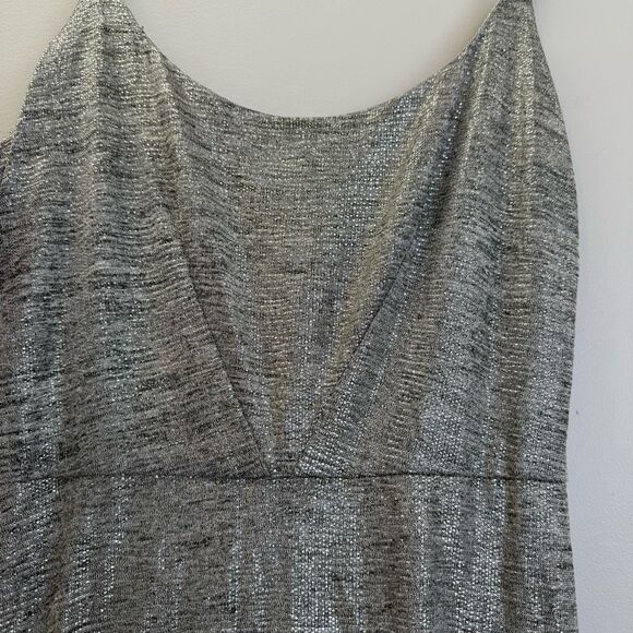 Hutch - Picture 8 of 13